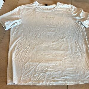 Men's Lululemon fundamental tee bone color size medium